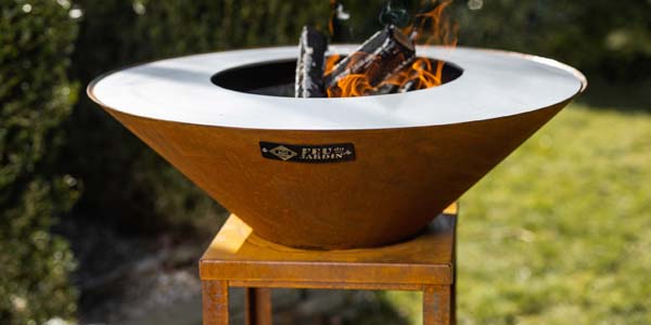 Feu Du Jardin Wave ulkotakka ja grilli